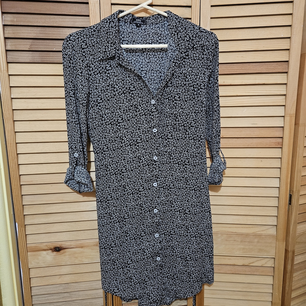 Black and White Floral Button-Up Dress